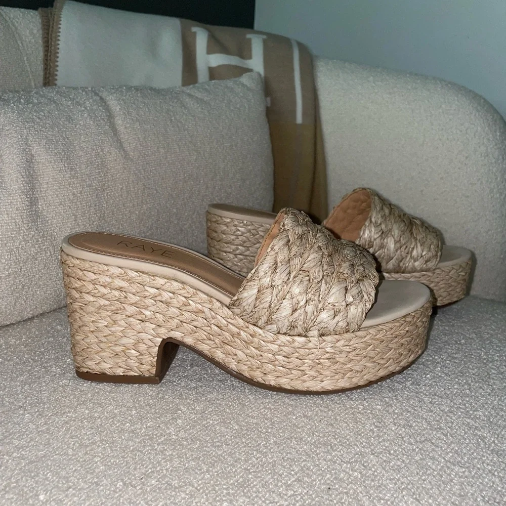 Revolve Raye‎ Gable Wedge Raffia Platform Sandal